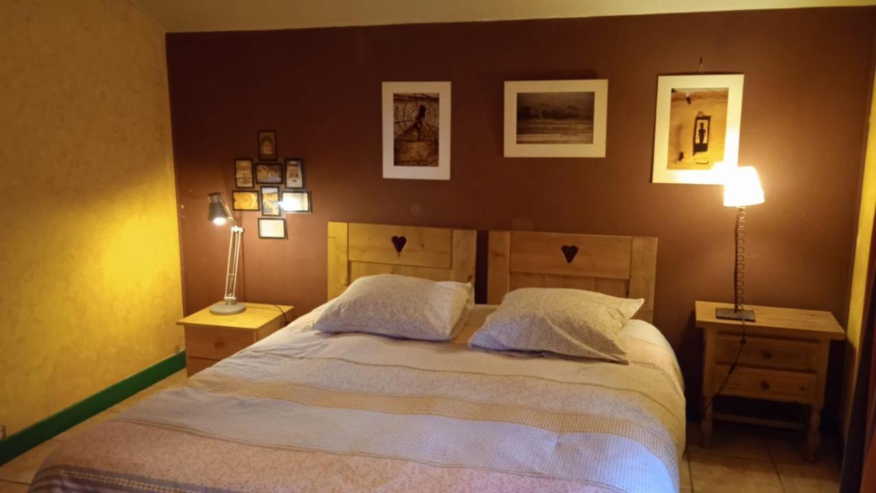 Bed and Breakfast Le Mas Franc Enveitg Exteriér fotografie